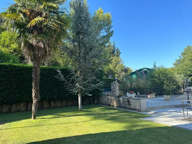 ESPECTACULAR FINCA CON CHALET A 5 MIN DE PONFERRADA — 26