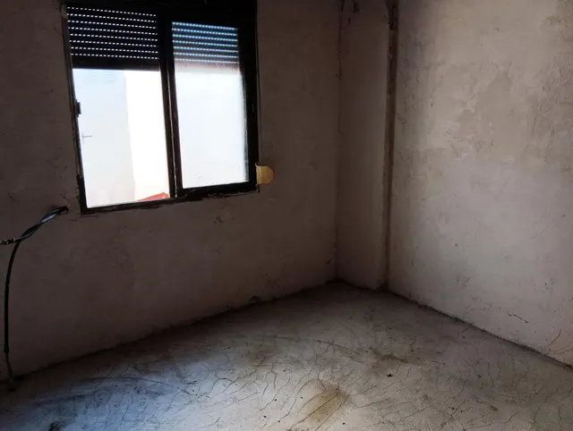 Edificio con restaurante en Tormos — 19