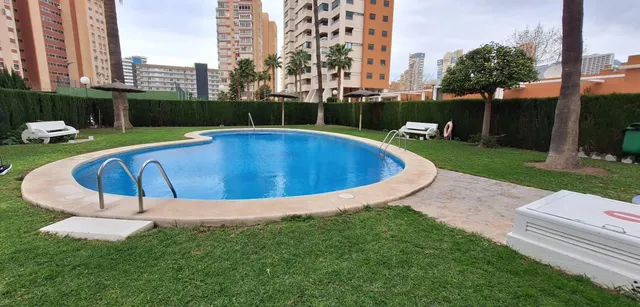 APARTAMENTO DE 2 DORMITORIOS RECIEN REFORMADO — 20