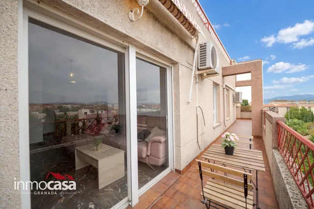 Se Vende amplio piso en  zona Villarejo, con Terraza y Vistas Despejadas — 37