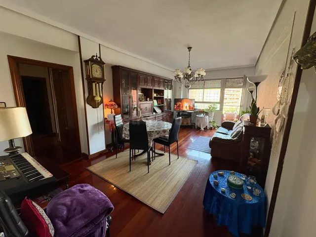 PISO EN VENTA CALLE HUELGAS - foto 2