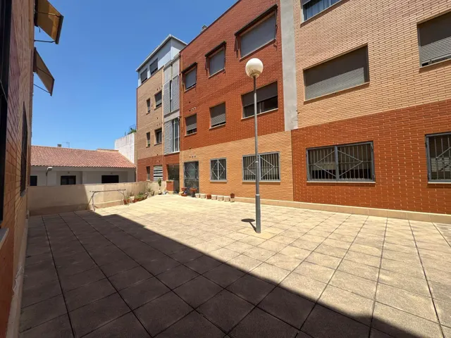 Piso de 3 dormitorios en zona norte — 11