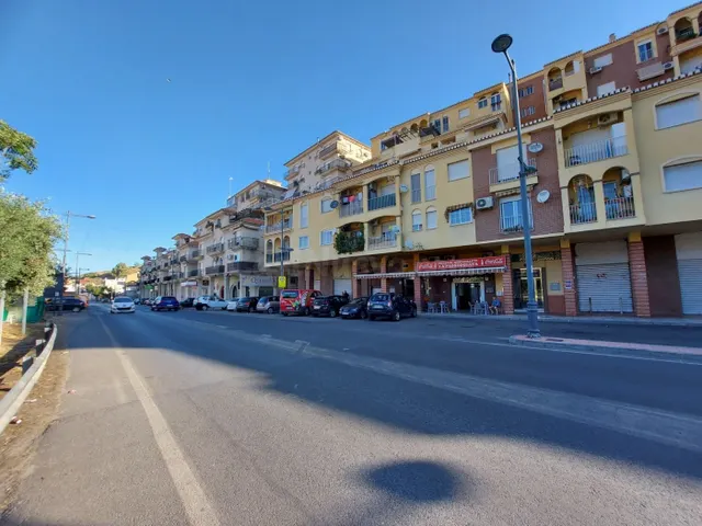 ¡ALQUILER O VENTA! Plaza de Garaje en Cenes de la Vega – Edificio Xolais — 2