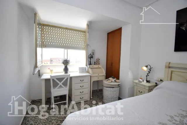 SEMIREFORMADO Y TODO EXTERIOR CON BALCÓN — 27