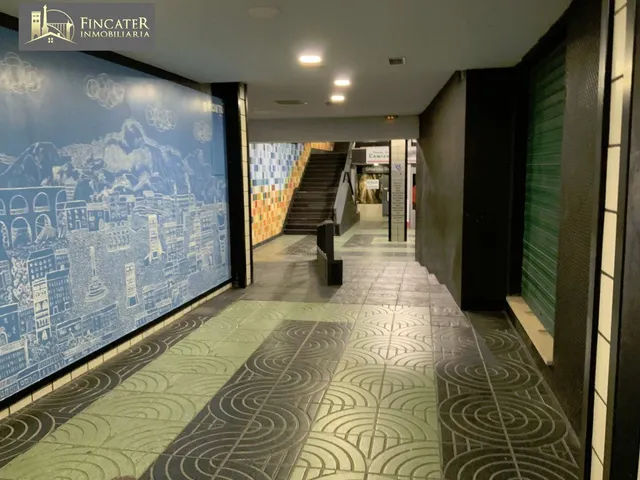 LOCAL COMERCIAL EN LA PLAZA DEL TORICO — 10