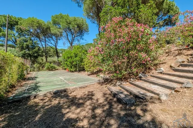 CHALET CON LICENCIA TURÍSTICA Y PISCINA PRIVADA - CALONGE — 6