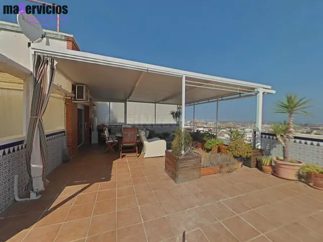 Ático único con terraza panorámica en Albarrosa, Viladecans - foto 3