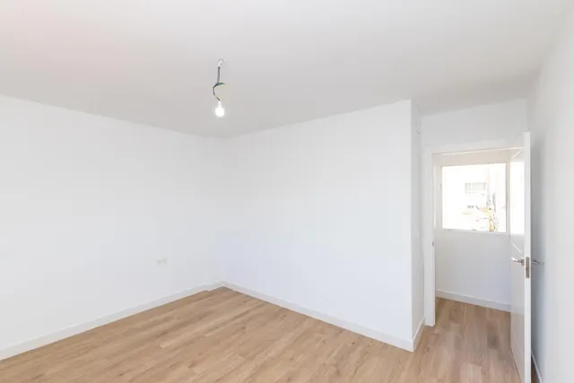 Gran ático reformado de cuatro dormitorios con magnífica terraza — 9
