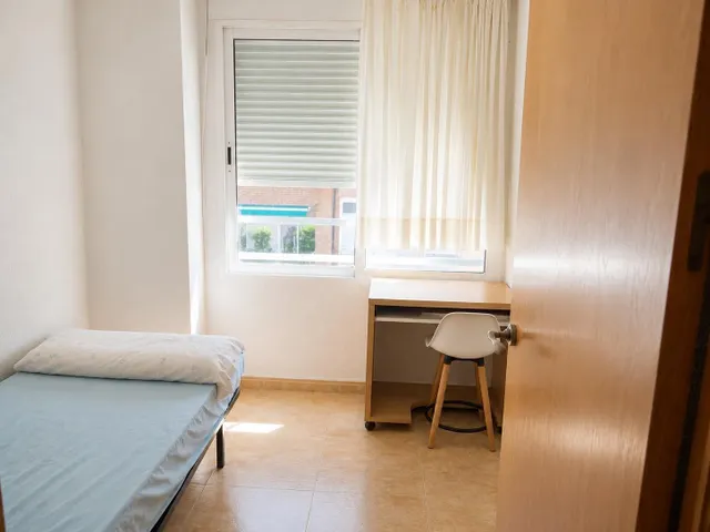 PISO EN MOLINA – 4 habitaciones, GARAJE Y TRASTERO — 5