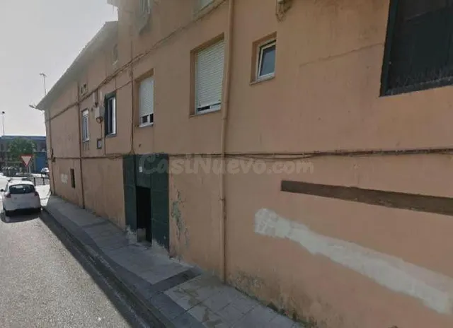 SE VENDE piso OKUPA en C 1º De Mayo 32 de Santander - foto 3