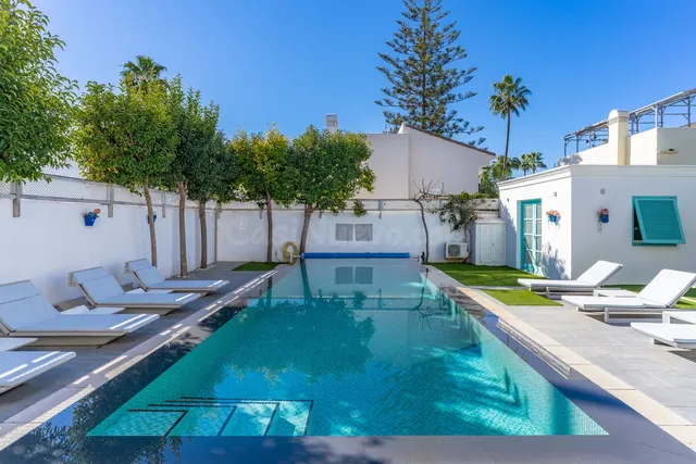 Chalet 5 habitaciones 220m² en venta - Costa Del Sol — 2