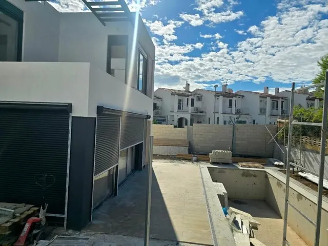 Villa 3 habitaciones 105m² en venta - San rafael — 17