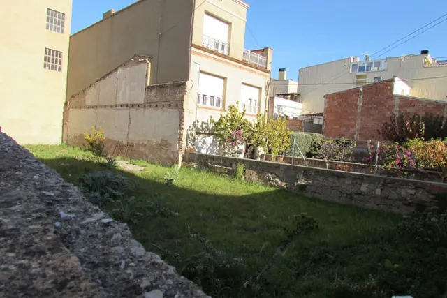 Solar en venta - Poble Sec - foto 3
