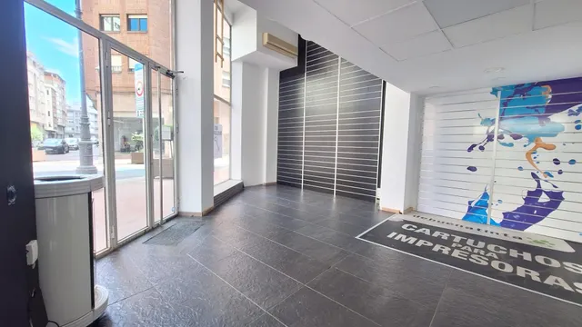 ¡OPORTUNIDAD ÚNICA DE ALQUILER EN EL CORAZÓN DE PONFERRADA!  🏙️✨ — 10