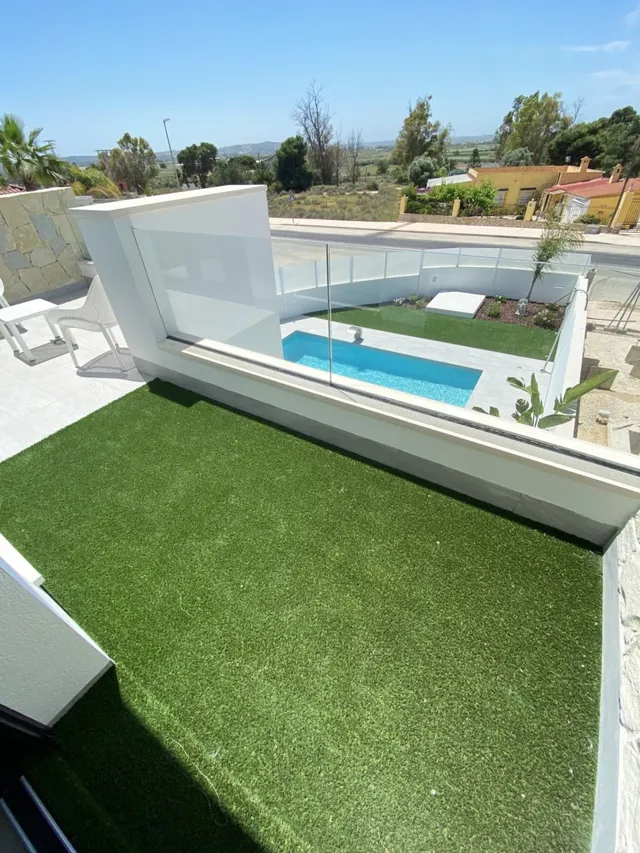 CHALET DE DISEÑO INDEPENDIENTE — 21