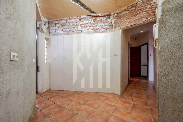 Casa con local a reformar en anglés — 31