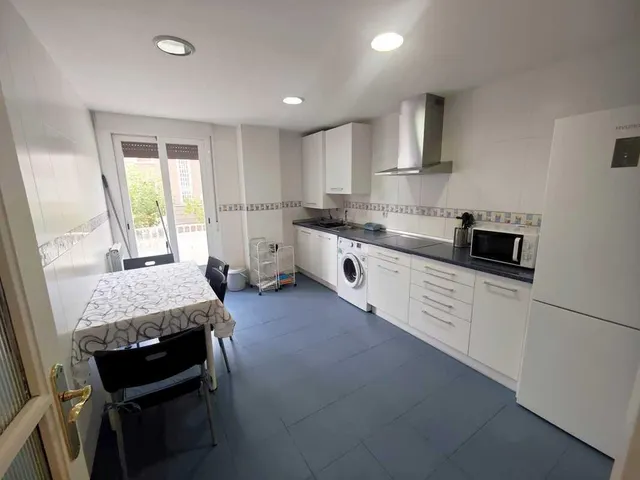Piso 3 habitaciones 102m² en alquiler - Centro - foto 4