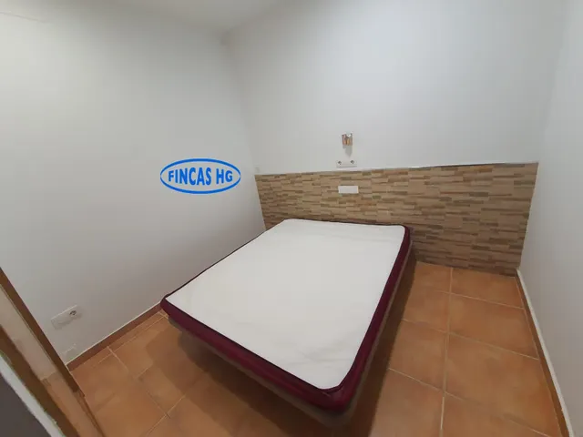 Edificio de ocho viviendas en pleno centro de Alicante. — 21