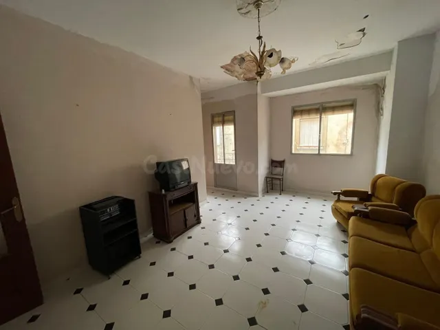 CASA INDEPENDIENTE CON AMPLIA COCHERA Y TERRAZA EN EL CENTRO - foto 4