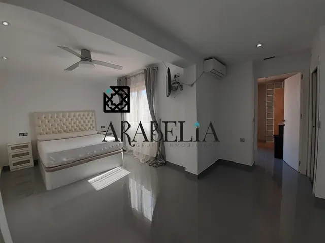 ¡Increíble Ático Reformado en zona Viñuela por €179,900! — 31