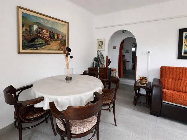 CASA CON TERRENO Y HUTG — 11