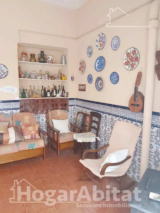 Amplia casa semireformada y amueblada — 16