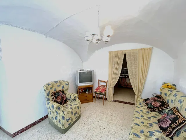 CASA EN ARROYO DE LA LUZ - CÁCERES - - foto 3