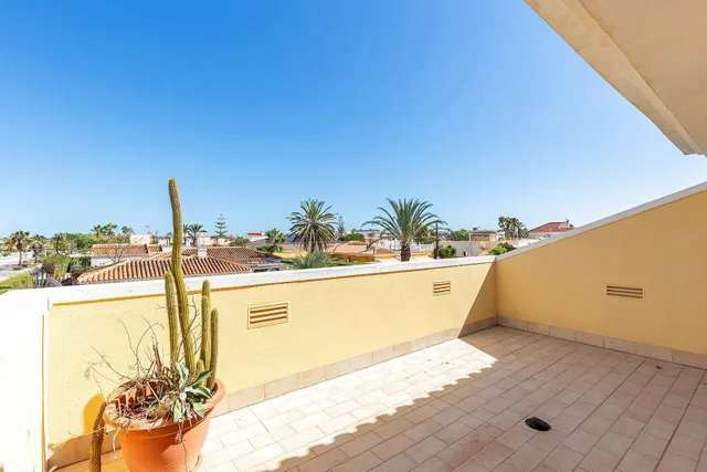 Oportunidad villa de lujo con mas de 500m2 de vivienda — 44