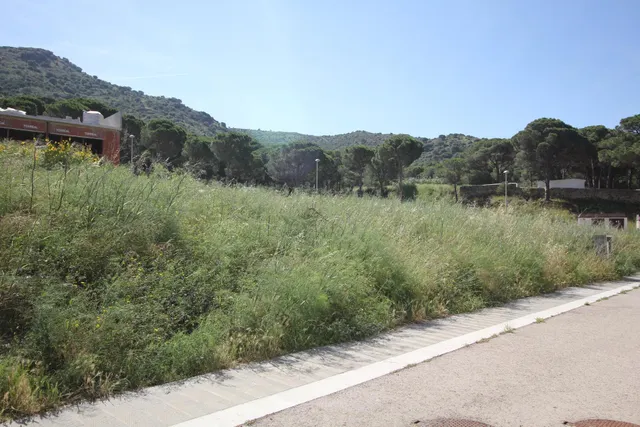 ¡Oportunidad única para vivir en un entorno privilegiado en El Port de la Selva! — 12