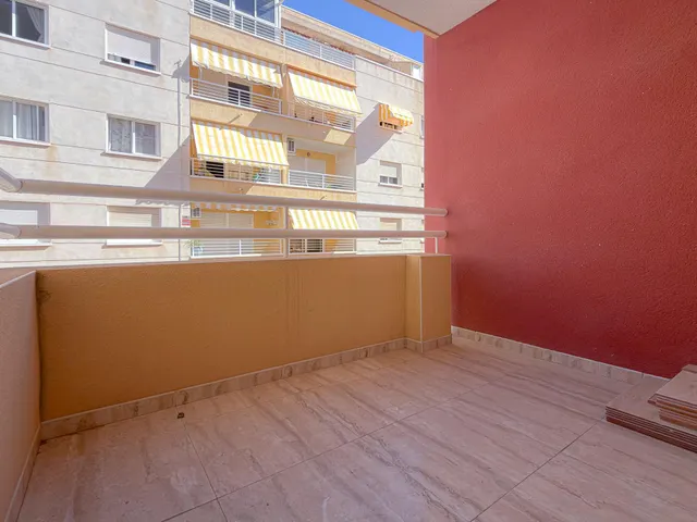 Playa de los Locos! Amplio apartamento (Año 2007) con terraza grande y vistas al palmeral ( 220 mts playa) — 10