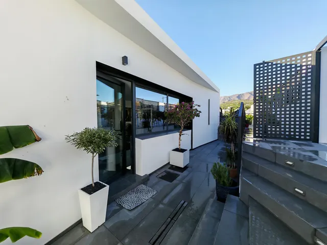 Chalet 4 habitaciones 316m² en venta - Costa Del Sol — 21