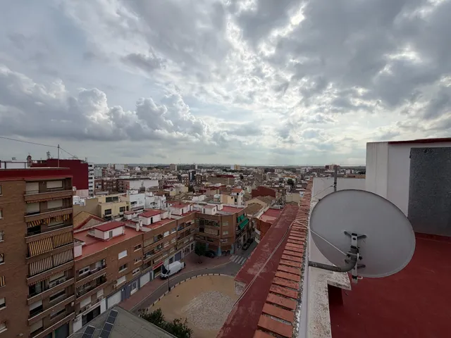 Piso 4 habitaciones 102m² en venta - Comunidad valenciana — 28