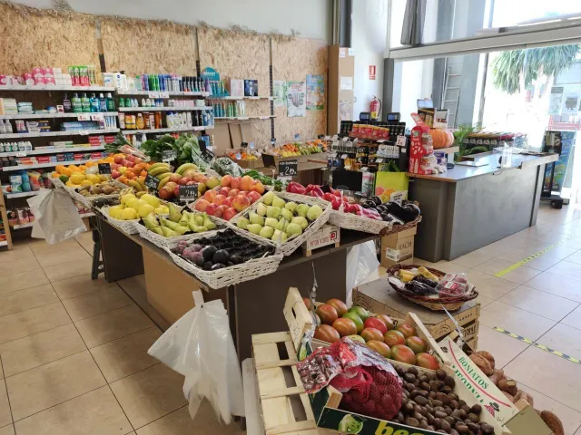Oportunidad de Traspaso: Supermercado en Sant Jaume dels Dom