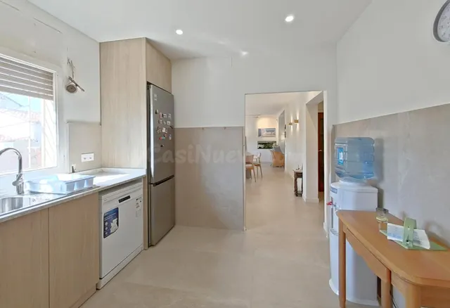 CASA CON GRAN POTENCIAL Y ESPACIO INDEPENDIENTE EN ALBARROSA - foto 2