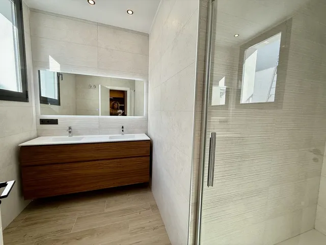 Chalet 4 habitaciones 500m² en venta - Centro — 33