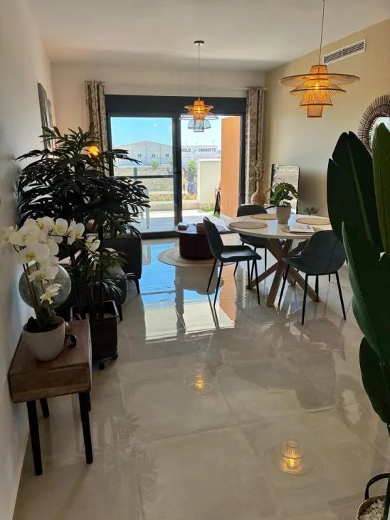 Apartamento 2 habitaciones 75m² en venta - Zona Pueblo — 38
