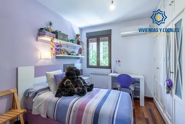 Chalet Exclusivo en Camino Bajo de Huétor — 13