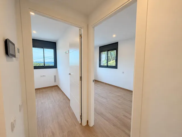 CASA A ESTRENAR DE 4 habitaciones Y ZONA PARQUING — 12