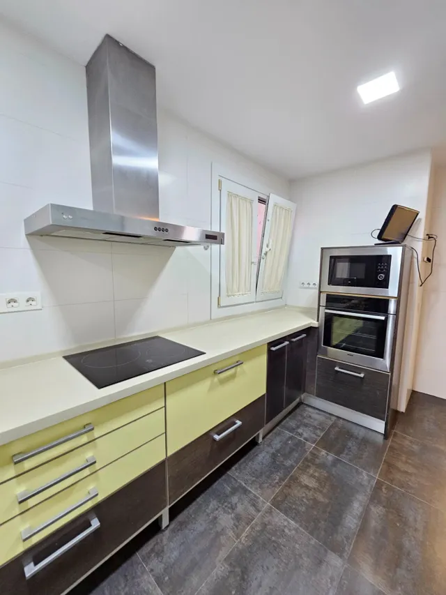 EN ALQUILER FABULOSO PISO-ATICO DE 3 DORMITORIOS + 2 BAÑOS,EN ALMERIA CAPITAL, ZONA AVDA.MEDITERRANEO Y CARREFOUR — 19