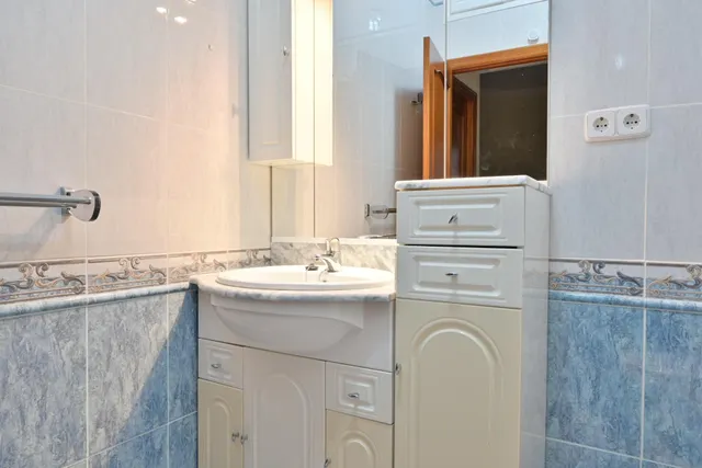 Se vende casa en Alcalá de Guadaíra. — 10