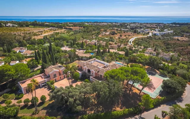 Chalet 20 habitaciones 1785m² en venta - Marbella