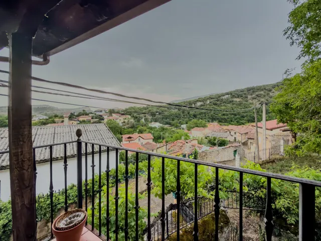 Espectacular casa en venta en Puentedey, uno de los pueblos  - foto 3