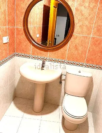 Espectacular piso de 144 m2 en jardines de medina, Almería — 11