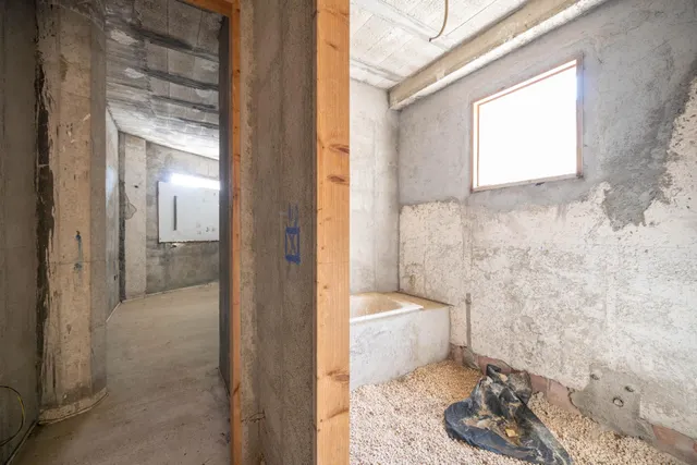 Edificio en María de la Salud en construcción. — 25
