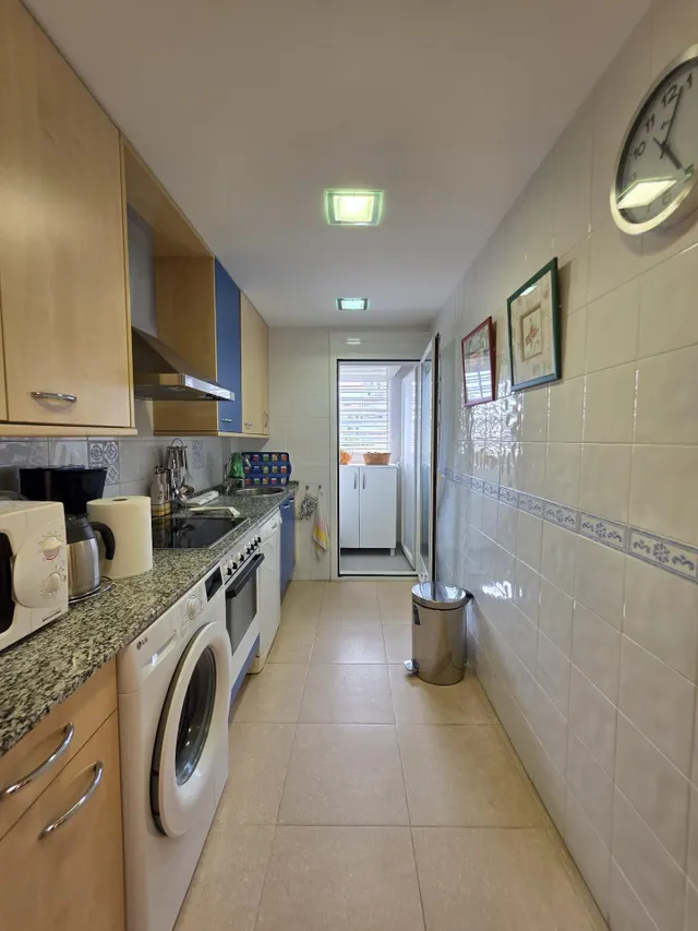 PISO 3 habitaciones A 20 M DE LA PLAYA CON PARKING DOBLE Y TRASTERO — 34