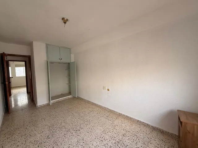 Amplia y luminosa vivienda de 4 dormitorios en Bullas — 33
