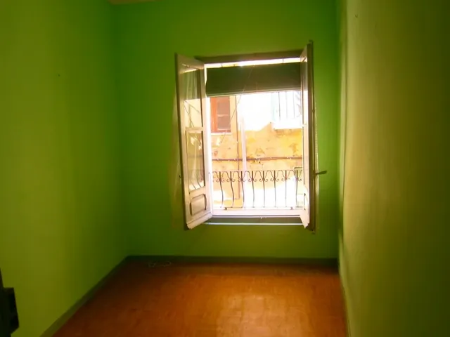 CASA DE 3 PLANTAS EN TAFALLA — 10