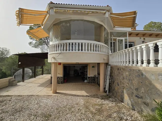 Fantástica villa independiente en Pinar de Campoverde — 40