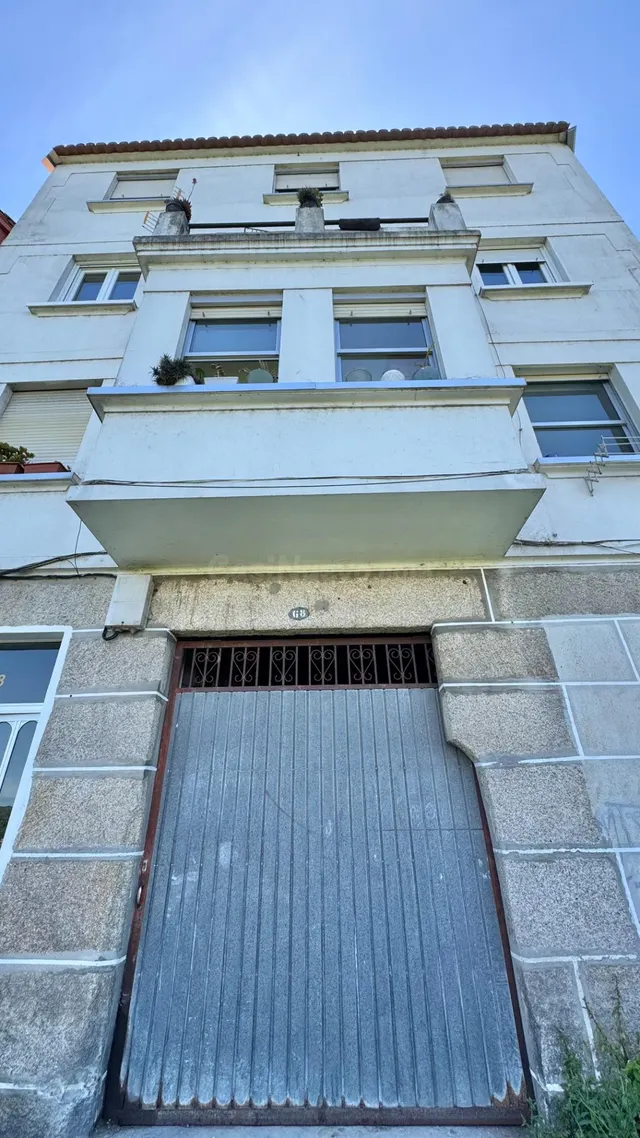 ¡Atención Inversores! Edificio en venta con rentabilidad inm - foto 2