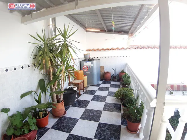 CASA COMPLETAMENTE REFORMADA JUNTO A AVDA PABLO IGLESIAS — 15